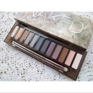 Naked Urban Decay Smokey Palette